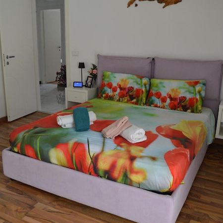 Ferienwohnung El Cuarto De Tula Genua Exterior foto
